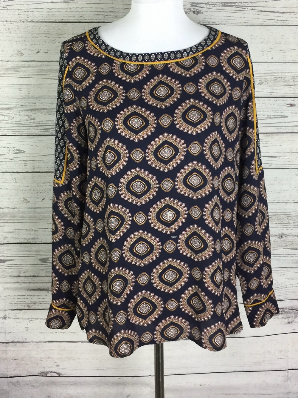Ann Taylor Loft Multicolor Medallion Print Long Sleeve Gold Trim Top Size S